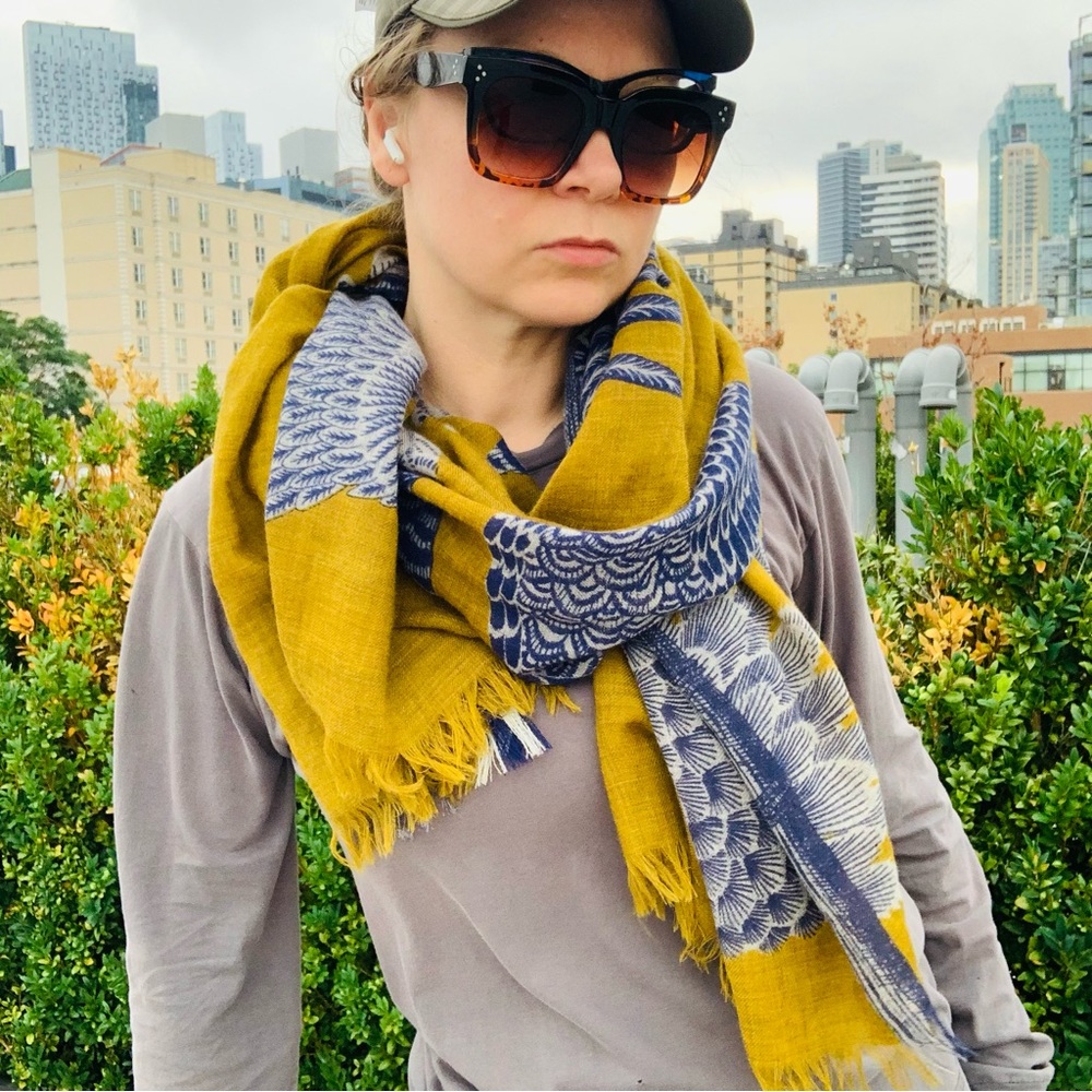 🇫🇷 Inouïtoosh Wool Mustard Owl Cat Fringed Blanket Scarf